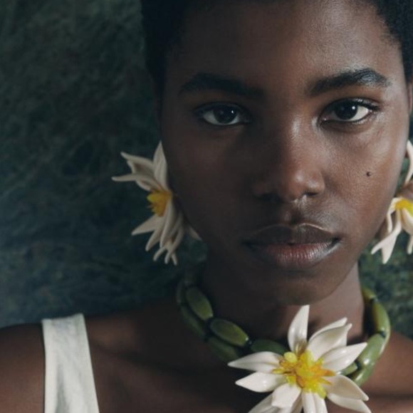 Zara Beaded Flower Earrings - Picture 2 of 6